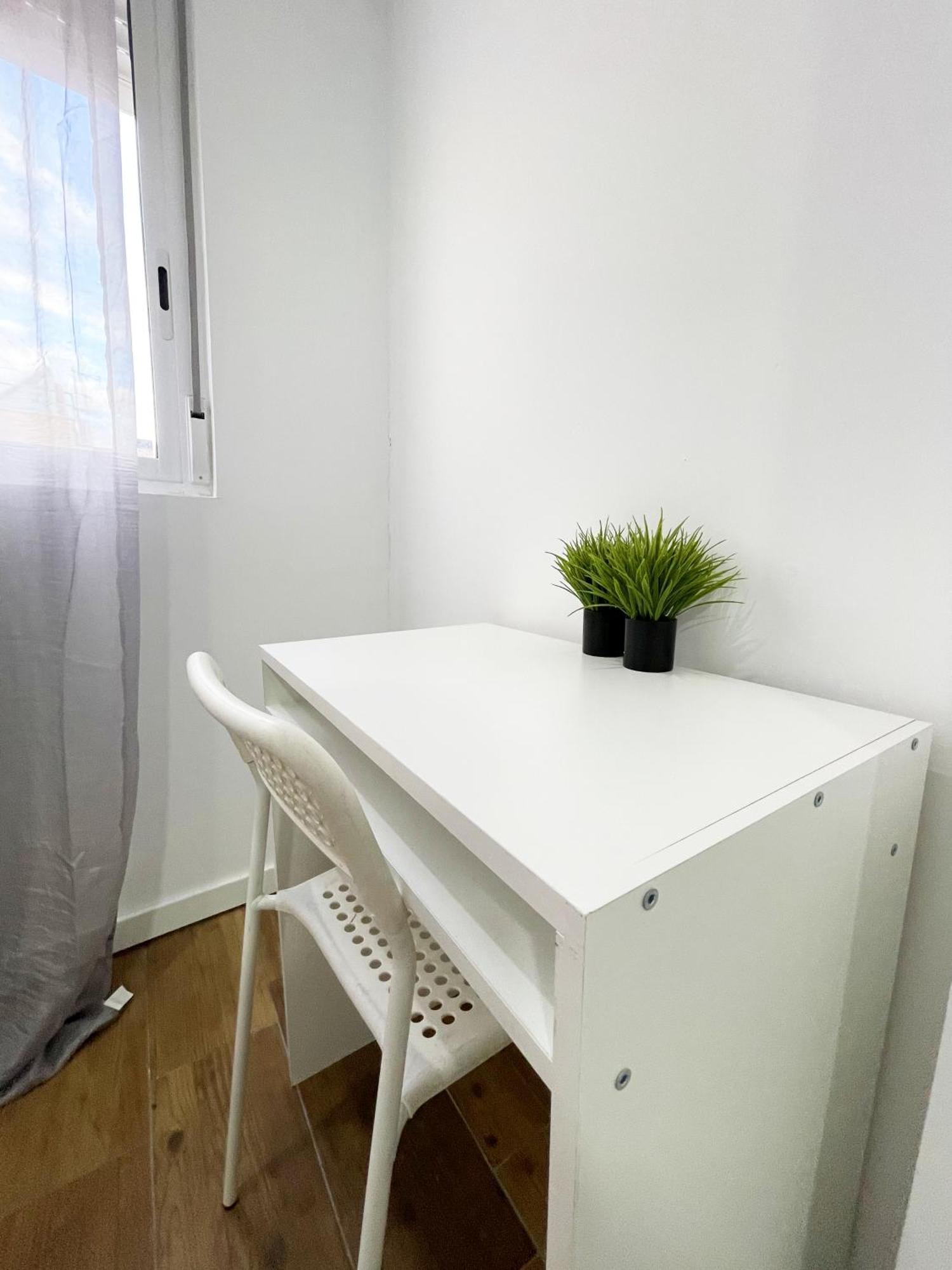 Chill Madrid Apartament ภายนอก รูปภาพ