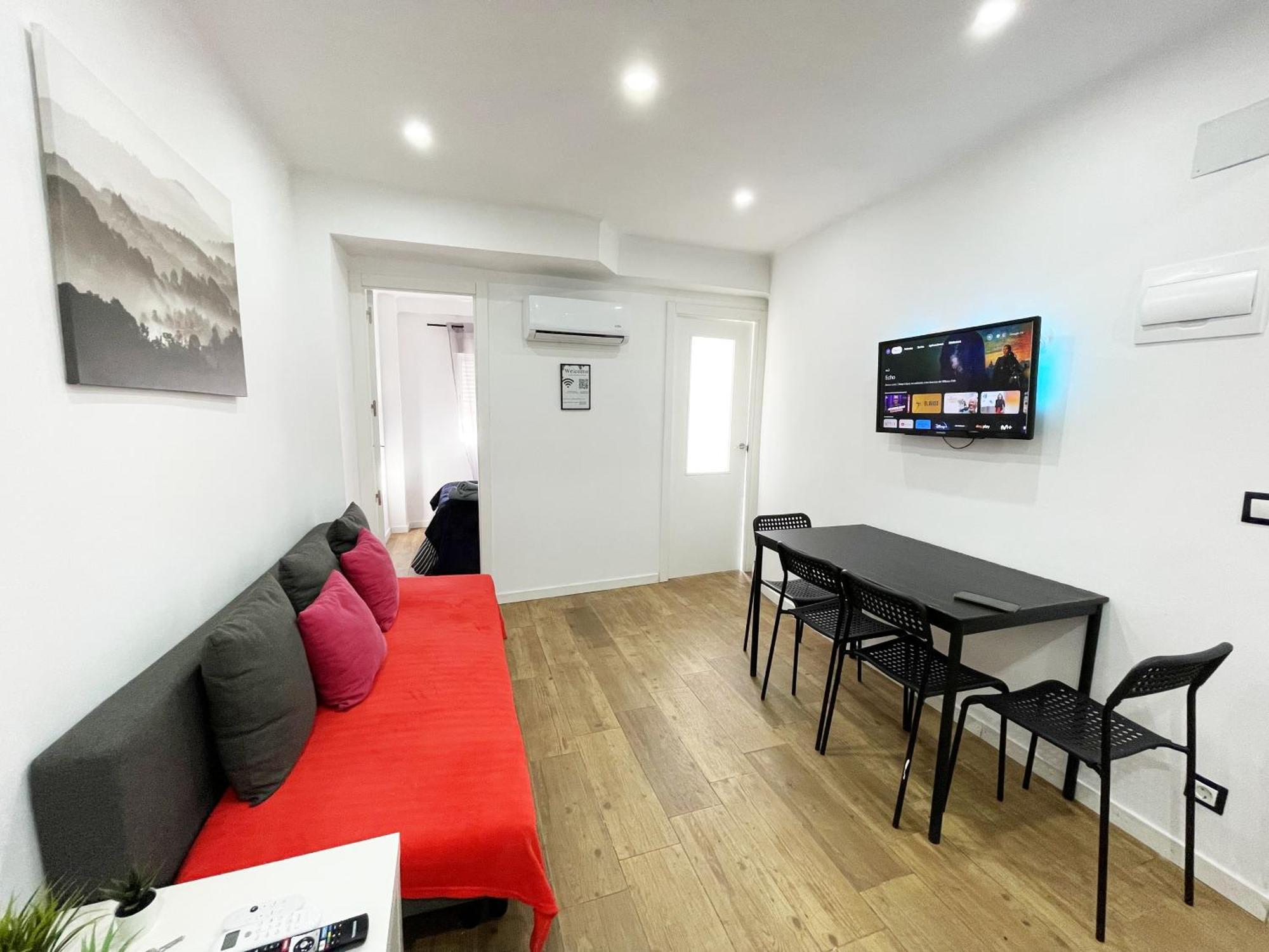 Chill Madrid Apartament ภายนอก รูปภาพ